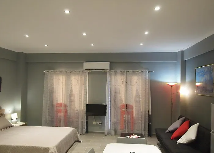 Ideally Situated Corfu Old Town *