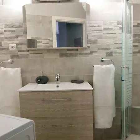 Ideally Situated Corfu Old Town